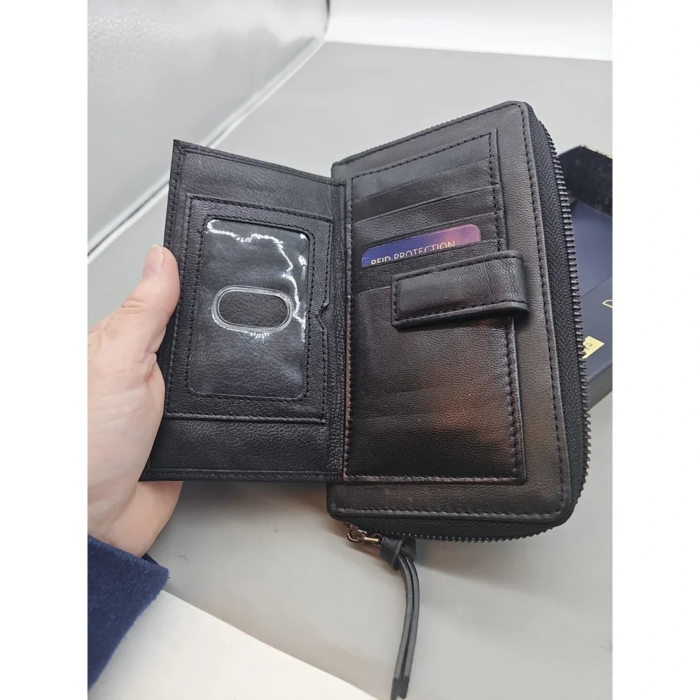 Rachel Roy Genuine Leather Cnvertable Zip Around Black  Wallet New In‎ Box